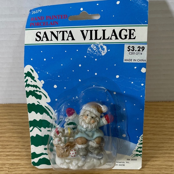 1992 Fabri-Centers of America Christmas Gnome Elf Santa Village Accessory #26379 - Picture 1 of 6